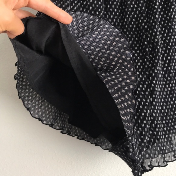 High waisted Flowy Shorts - Picture 5 of 6